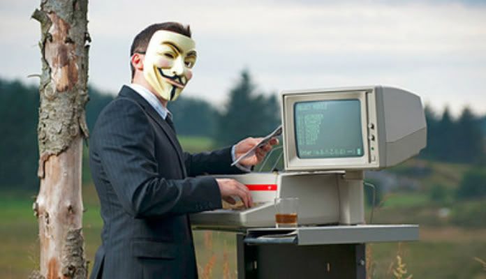 Anonymous đe dọa tiếp tục tấn công Trung Quốc Anonymous-1