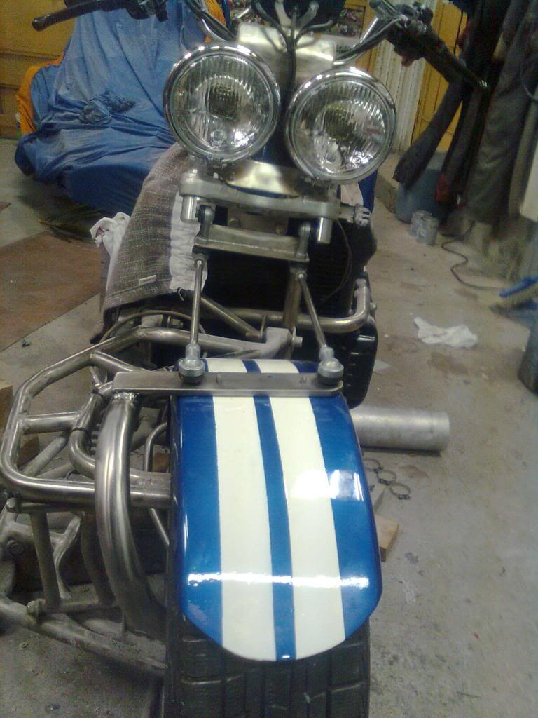 Building a BMW K100 with aluminium sidecar & single sided front suspension. Mobilbilde0896_zpsd82e8062