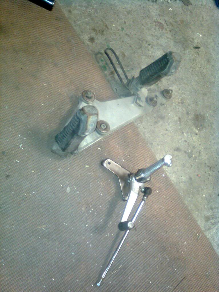 Building a BMW K100 with aluminium sidecar & single sided front suspension. Mobilbilde0980_zps21562082