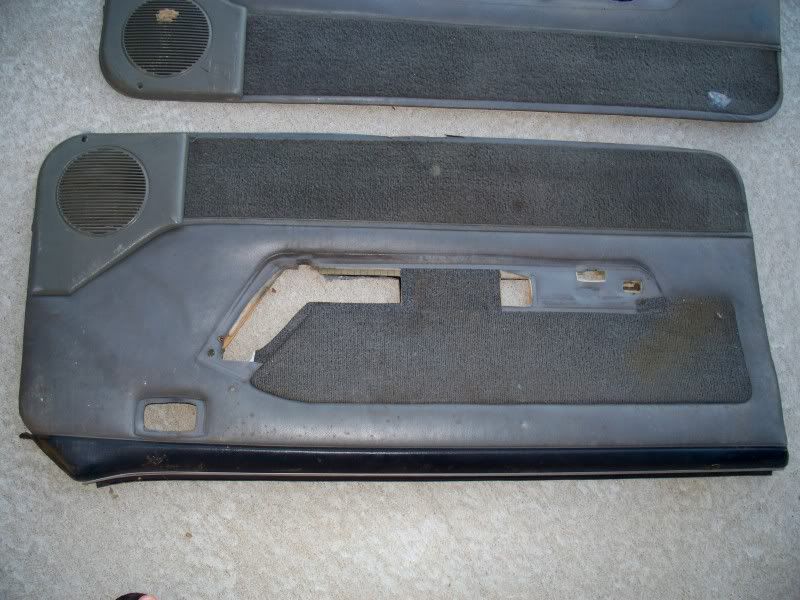 89 GT Convertible part out, whole car or parts 100_0832