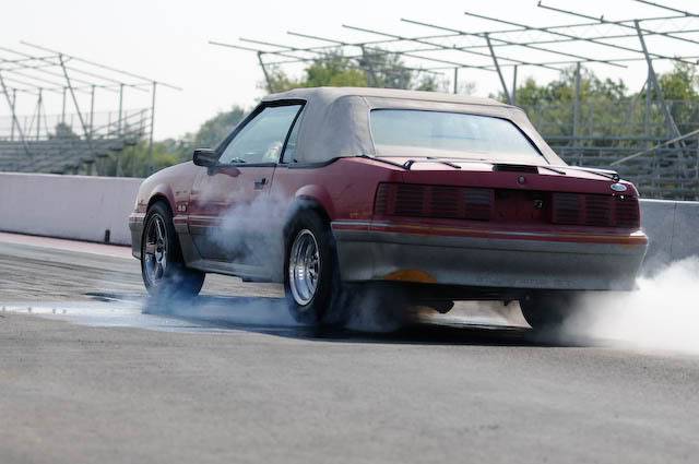 track question,, when is it time to run skinnies vs wider wheels?? Burnout3