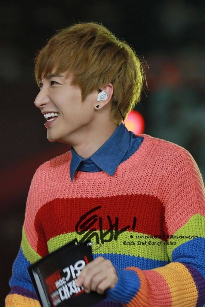  صور ليتوك في حفل MBC Gayo Daejejun ..!!  Photobucket Iuh13