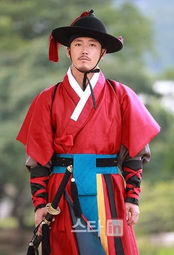 IMAGES JANG HYUK - TREE WITH DEEP ROOTS Aa