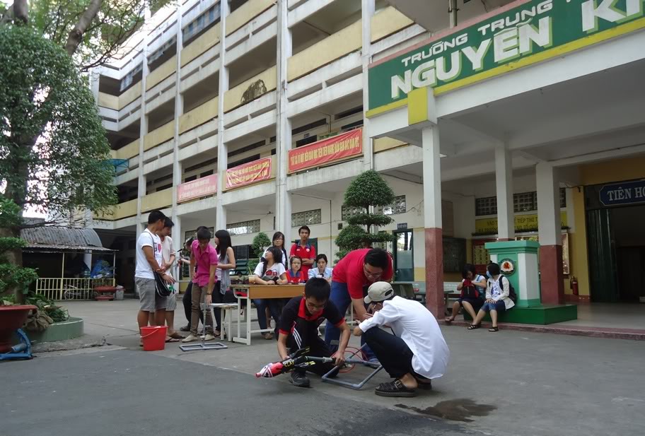 Tên lửa 2012 Tenluanuoc201213