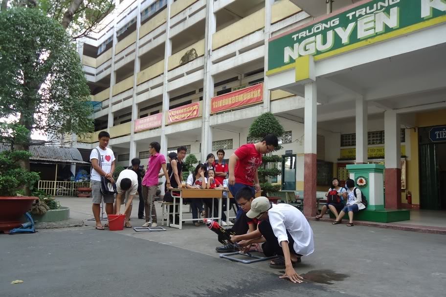 Tên lửa 2012 Tenluanuoc201214