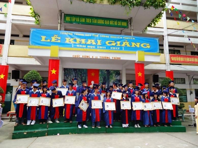 Các Tân Khoa tiêu biểu 2011-2012 Tankhoatieubieu2011201232