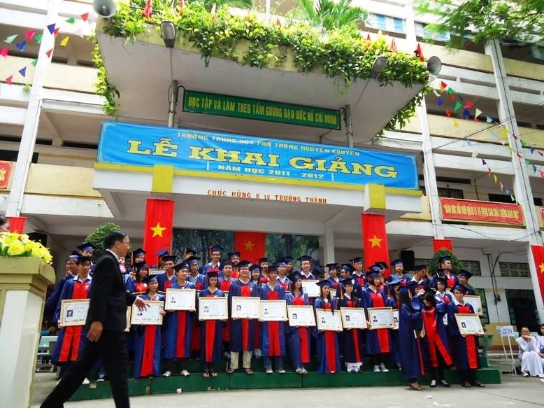 Các Tân Khoa tiêu biểu 2011-2012 Tankhoatieubieu2011201241