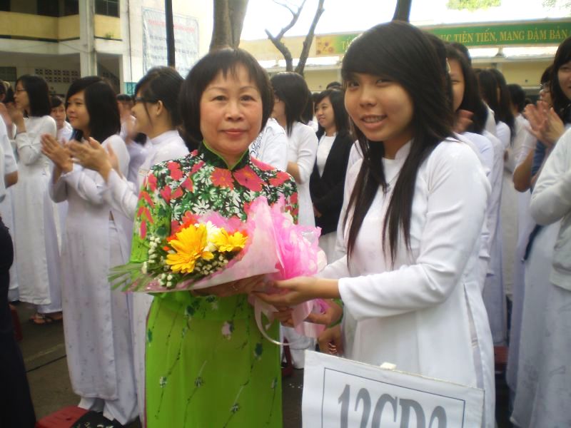 Khai giảng Năm học 2010 - 2011 1011Khaigiang46