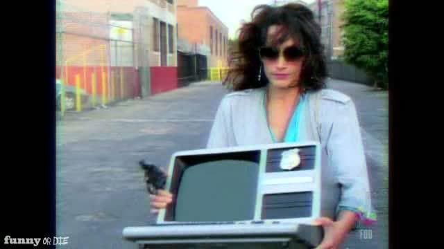 Jennifer Beals en Funny or Die '86 lineup 402782_318389478194668_120068524693432_1040957_14441902_n