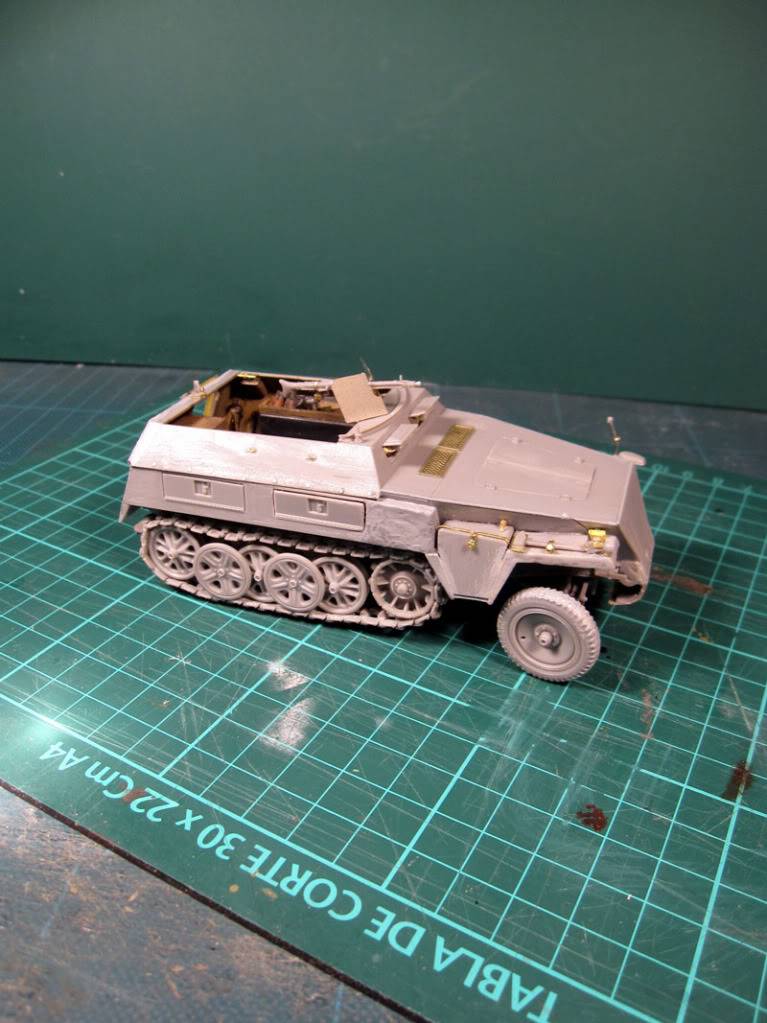 SdKfz 250/9 Neu 2cm Reconnaissance LTD 1/35 -Dragon 6106  - Página 2 IMG_3948