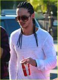 Novas fotos: Bill e Tom Kaulitz em LA Th_bill-tom-kaulitz-lunch-in-los-angeles-03