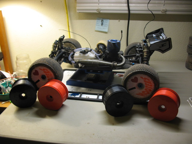 Nitro truggy with (.28 os engine)  IMG_3443