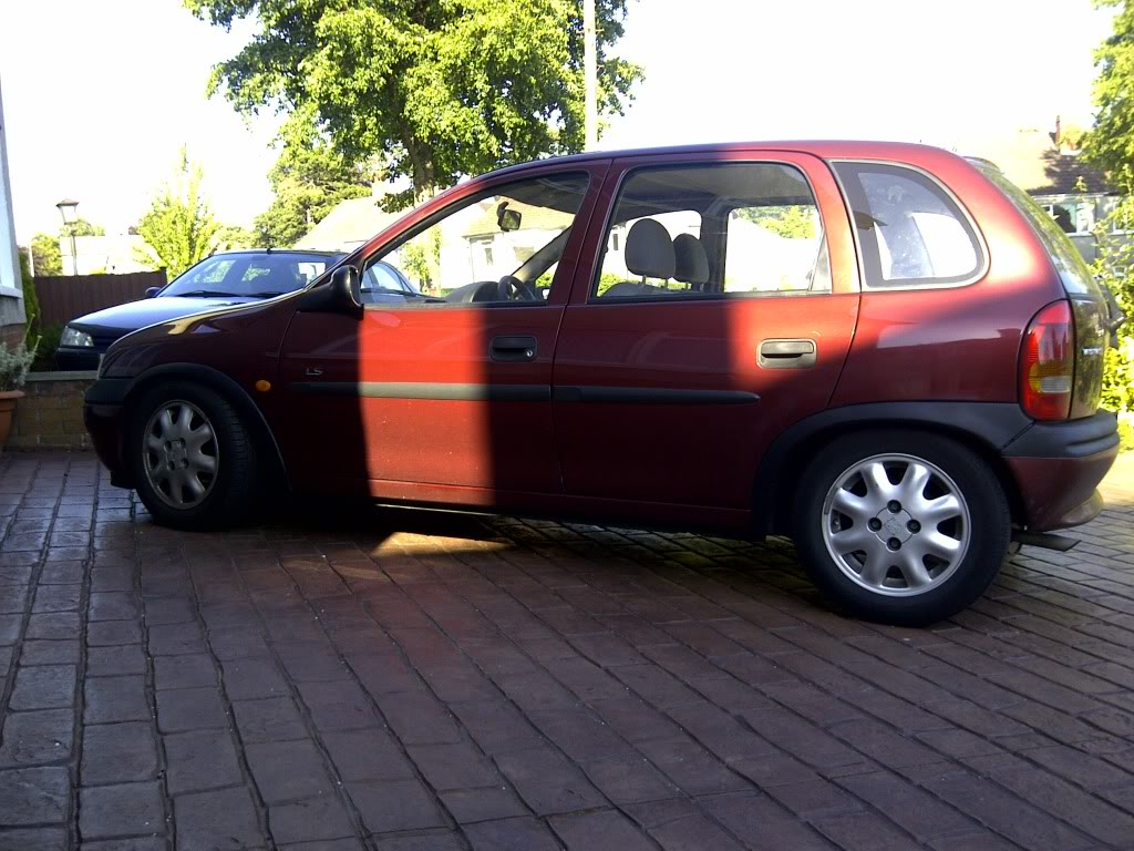 Dave Abbott's New Car!! Cardiff-20110619-00108