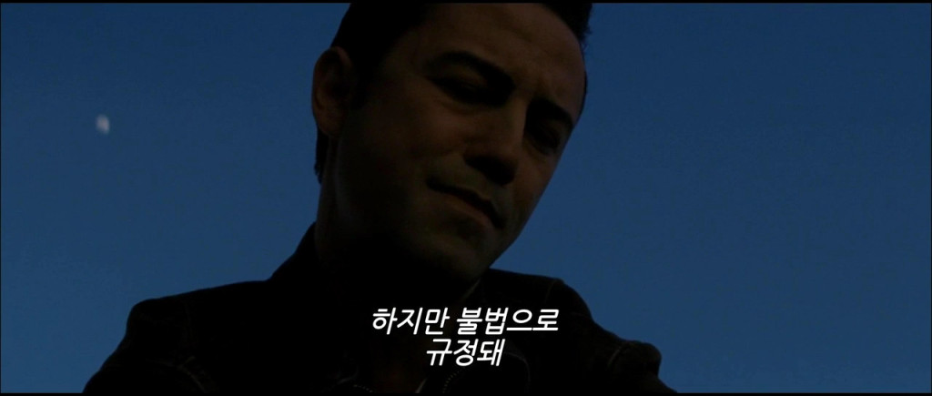 [720P] [动作/科幻/惊悚][环形使者 Looper][英语韩字][2012][720P][3.92G] 2012-11-02_004558