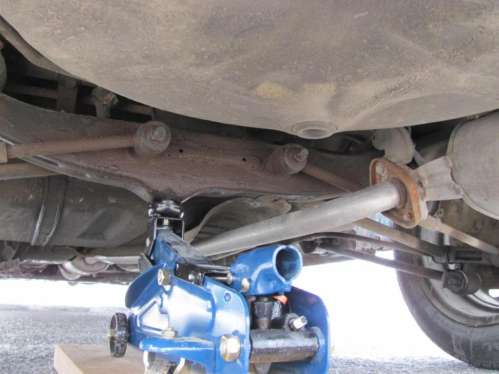 How to Jack up an AE101 and place Axle Stands IMG_6061_zps2c7b0ce5