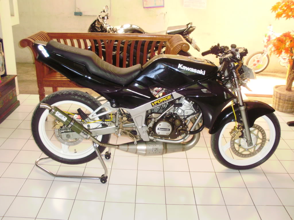 tampilin Foto-foto Kawasaki Ninja anda di sini P6030044