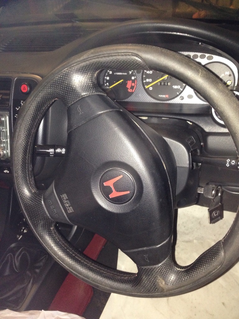 Ek9 steering wheel with airbag Image