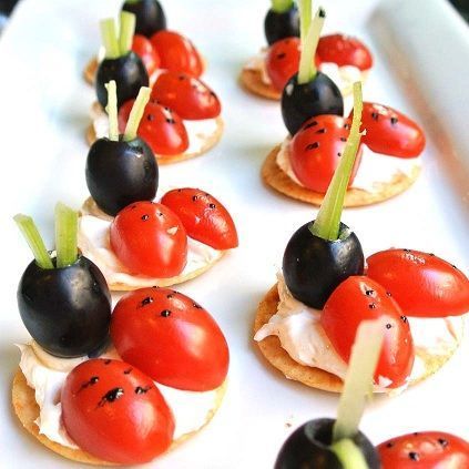 saladitos para una fiesta infantil Tostadas-tomate-mariquitas-detalle_zps30bb34ba