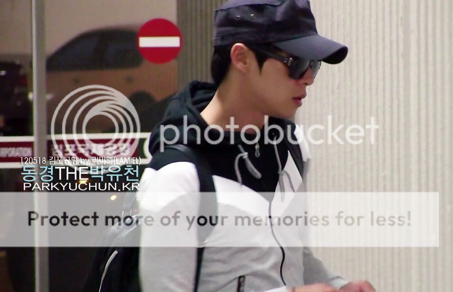 FOTOS "Aeropuerto Gimpo" - Yoochun (18/05/2012) 003