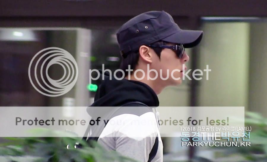 FOTOS "Aeropuerto Gimpo" - Yoochun (18/05/2012) 004