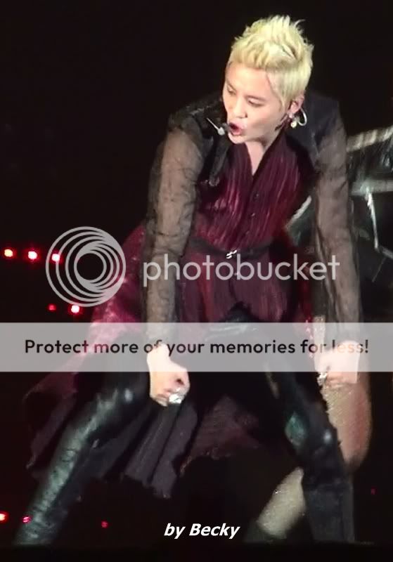 FOTOS "Concierto XIA Tarantallegra" en Bangkok (27/05/2012) parte 3 11385343fbf2b2111a906be8ca8065380dd78ede