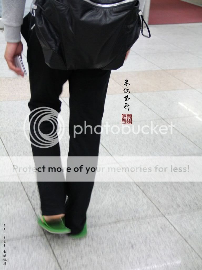 FOTOS "Aeropuerto Gimpo" - Yoochun (18/05/2012) parte 2 32fa828ba61ea8d3410ab7a1970a304e251f586f
