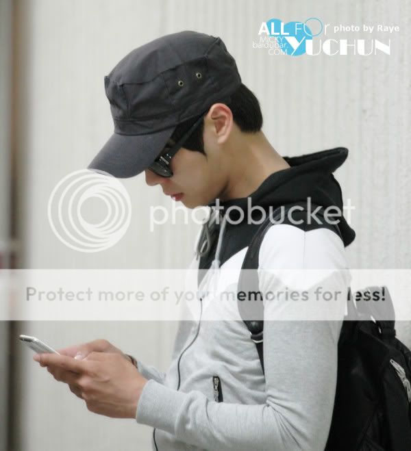 FOTOS "Aeropuerto Gimpo" - Yoochun (18/05/2012) parte 2 582396521