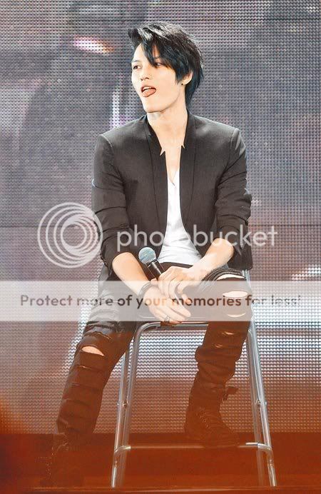 FOTOS "Fanmeeting de Jaejoong en Taipei" (23/05/2012) Parte 3 585492534