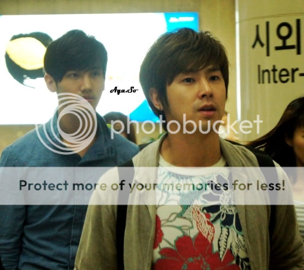 FOTOS "Aeropuerto Gimpo" - TVXQ (26/05/2012) 587038290