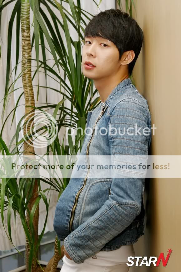 FOTOS "Yoochun para la prensa" (04/06/2012) 592203418