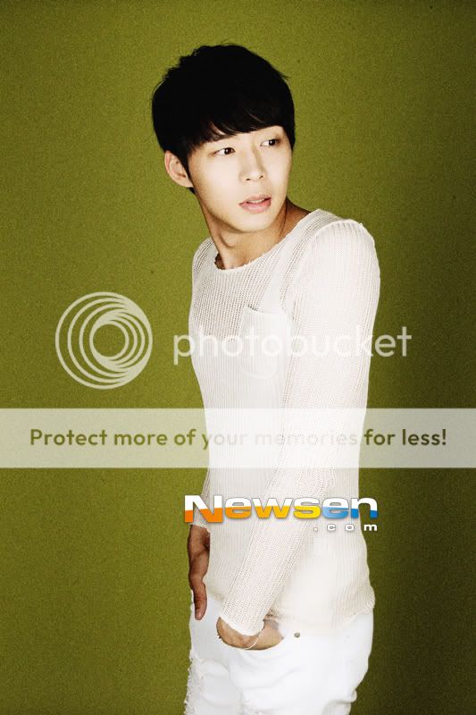 FOTOS "Yoochun para la prensa" (04/06/2012) parte 2 592215124