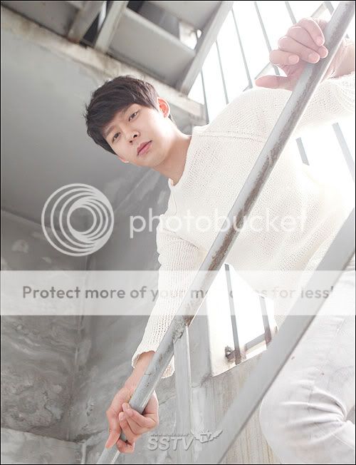 FOTOS "Yoochun para la prensa" (04/06/2012) parte 2 592237352