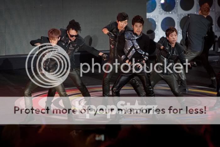 FOTOS "MBC Korean Music Wave in Google" - TVXQ (21/05/2012) K3