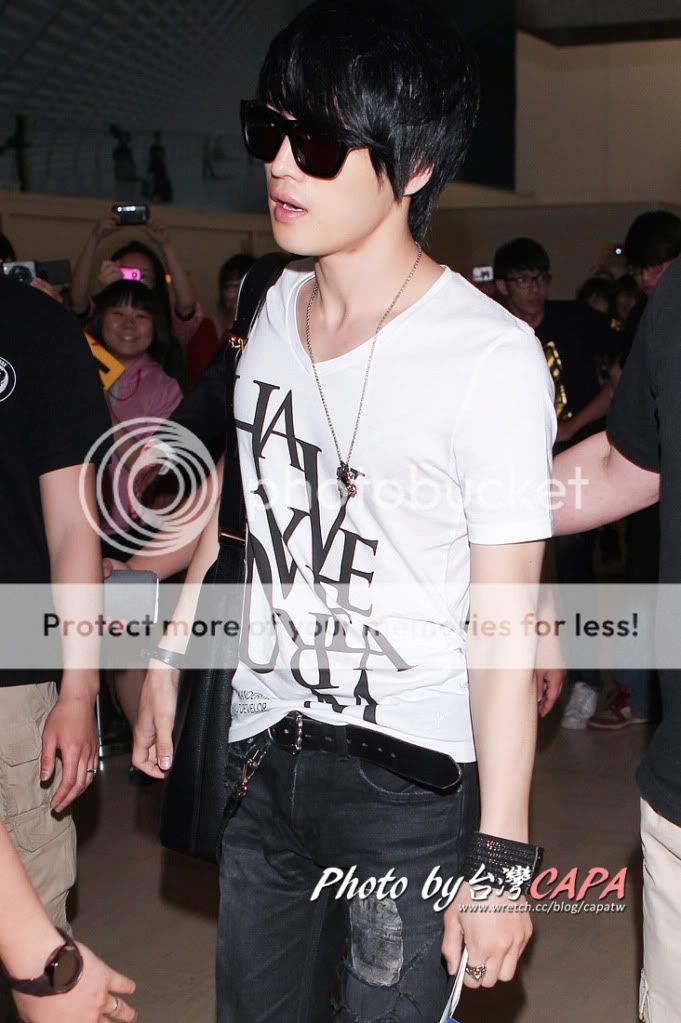 FOTOS "Aeropuerto Taoyuan" en Taiwan - Jaejoong (24/05/2012)  V