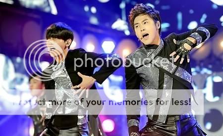 VIDEOS "MBC Korean Music Wave in Google" - TVXQ (21/05/2012) Y1-1