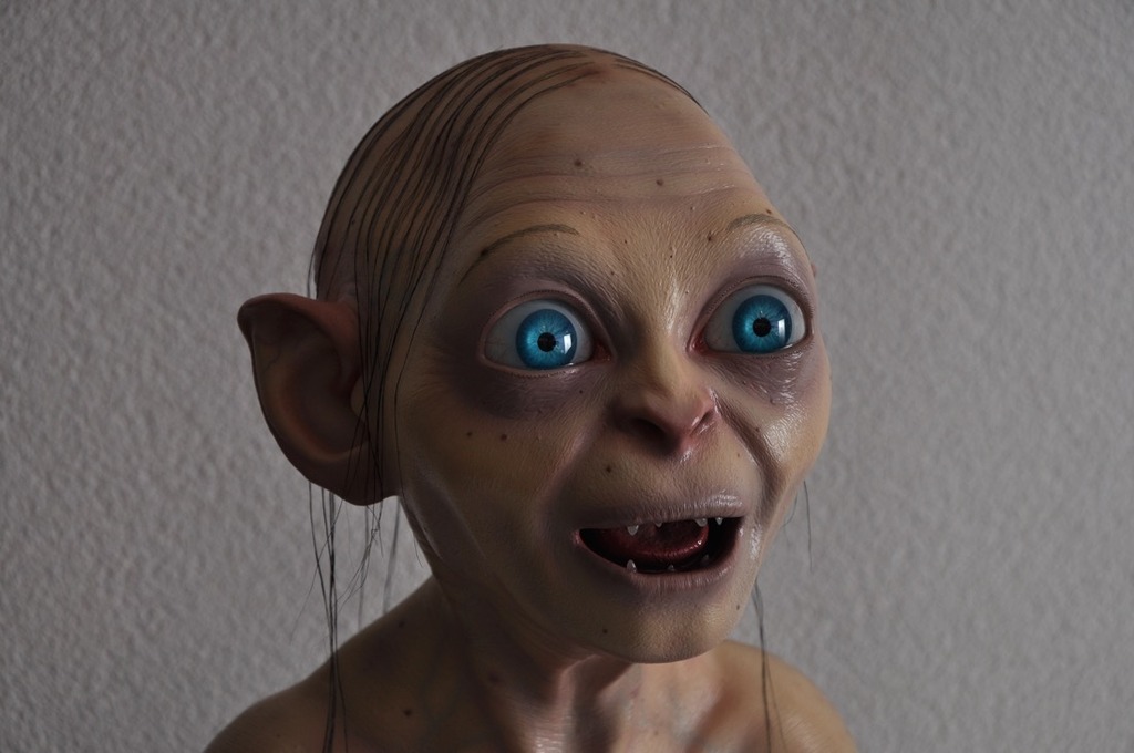 Gollum life size bust DSC_1114_zps5hyxhh5m