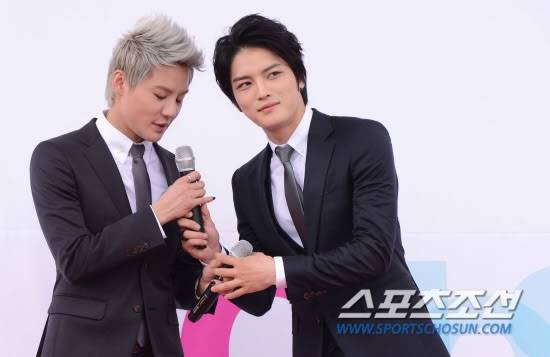 FOTOS "JYJ Membership Week" - JaeSu en Conferencia de Prensa (28/06/2012) parte 3 2012062801002297200171831