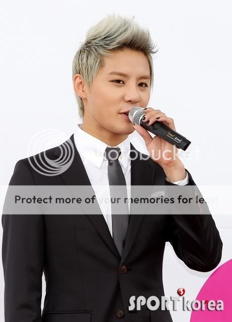 FOTOS "JYJ Membership Week" - JaeSu en Conferencia de Prensa (28/06/2012) parte 3 201206281515547193