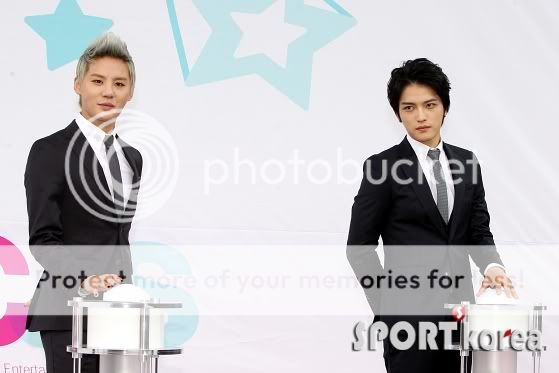 FOTOS "JYJ Membership Week" - JaeSu en Conferencia de Prensa (28/06/2012) parte 3 201206281528223462