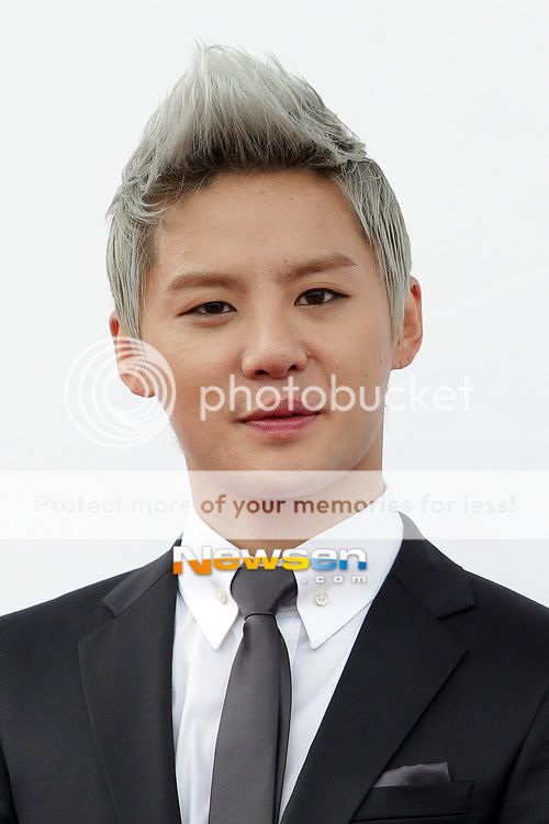 FOTOS "JYJ Membership Week" - JaeSu en Conferencia de Prensa (28/06/2012) parte 3 201206281546072810_1