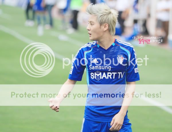 FOTOS "FC Men" - Junsu (27/06/2012) parte 2 606818977