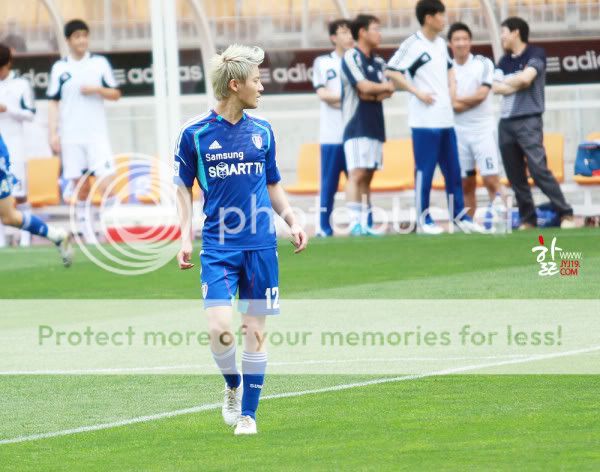 FOTOS "FC Men" - Junsu (27/06/2012) parte 2 606821920