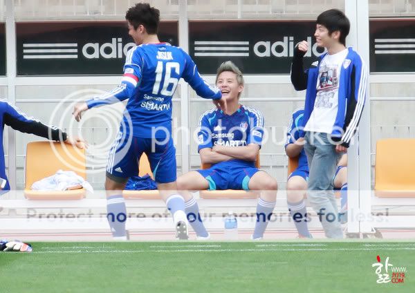 FOTOS "FC Men" - Junsu (27/06/2012) parte 2 606822459