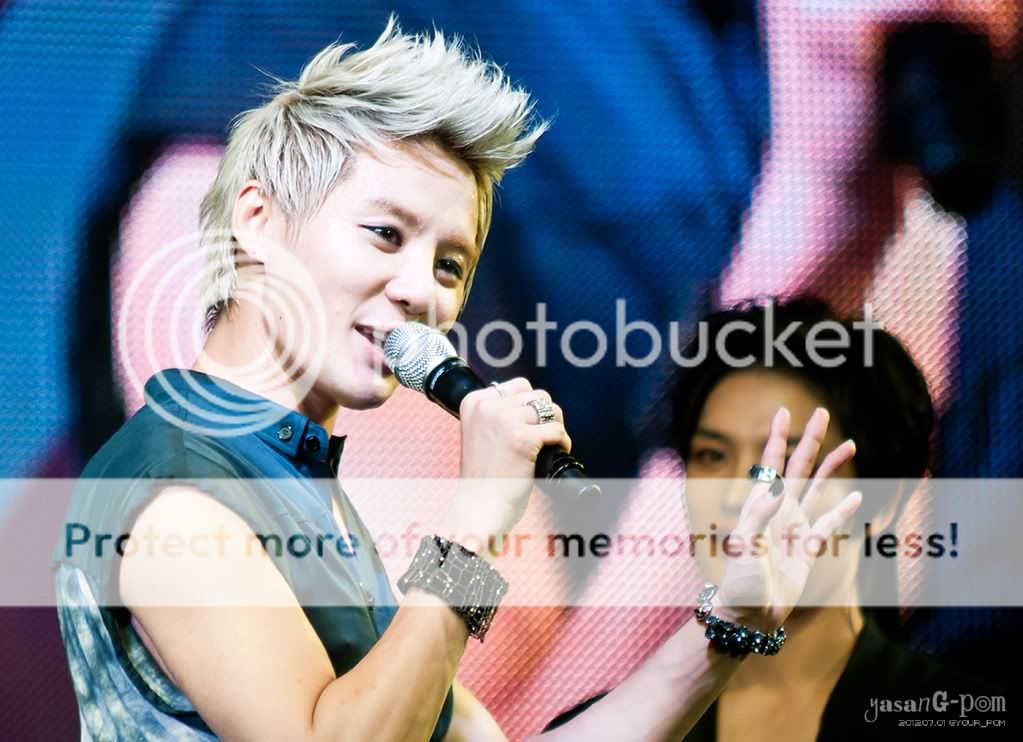 FOTOS "JYJ Membership Week" - Fanmeeting con Fans coreanas (01/07/2012) parte 2 609241117