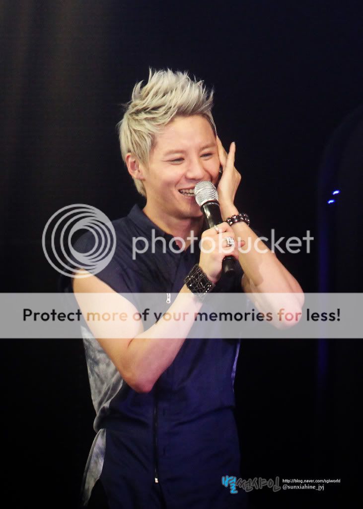 FOTOS "JYJ Membership Week" - Fanmeeting con Fans coreanas (01/07/2012) parte 2 IMG_4319