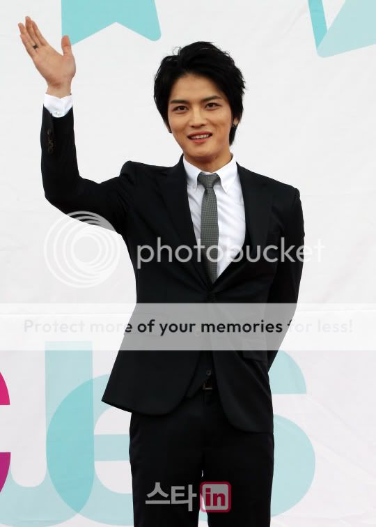 FOTOS "JYJ Membership Week" - JaeSu en Conferencia de Prensa (28/06/2012) parte 3 PS12062800097