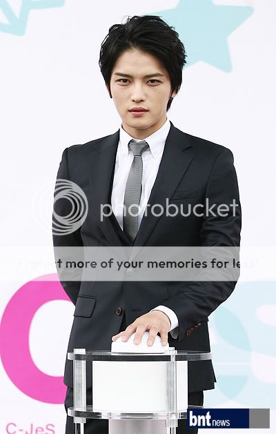 FOTOS "JYJ Membership Week" - JaeSu en Conferencia de Prensa (28/06/2012) parte 3 Aaa74dd1857856dc101fcba224a8494f