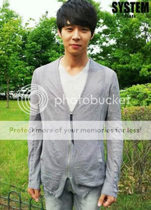 FOTOS "Endorsing SYSTEM" - Yoochun (24/06/2012) Ec8b9cec98b47