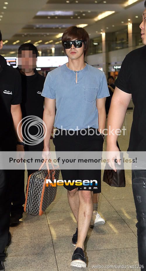 FOTOS "Aeropuerto Incheon" - TVXQ (24/06/2012) N2