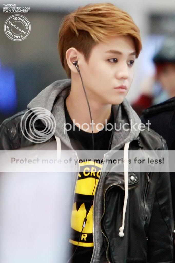 [PICS] [02.12.12] Yoseob @ Gimpo Airport  404_EC82ACEBB3B8__EC82ACEBB3B8_zps700eb658